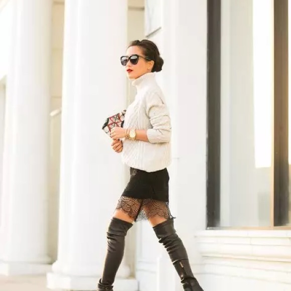 Come back for details on my next live show. - Picture 13 of 16